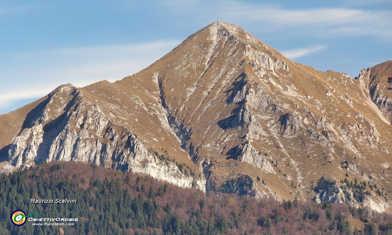 18 Zoom sul Monte Cavallo....JPG